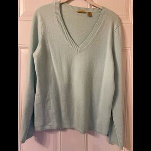 100% Cashmere V-Neck Pullover Sweater Aqua Blue